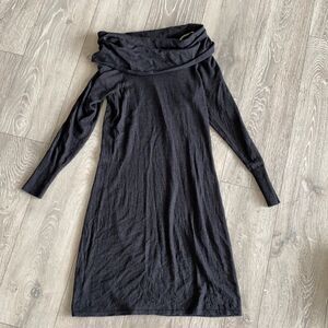 Tommy Bahama Off Shoulder Dress *So soft!!*